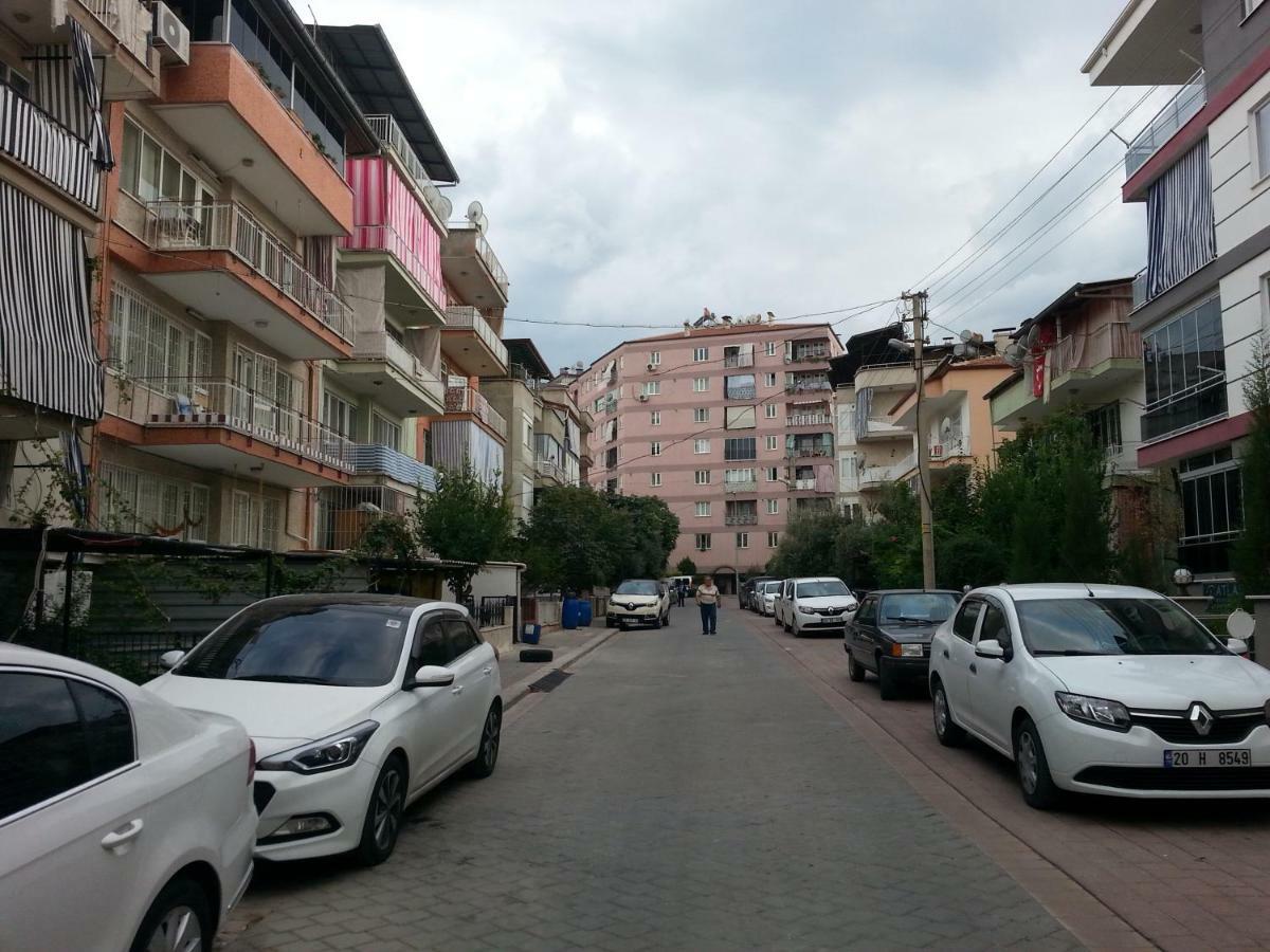 Comfy Roof With Terrace - 4 Th Floor Without Lift-1 Air Conditioner Denizli  Dış mekan fotoğraf